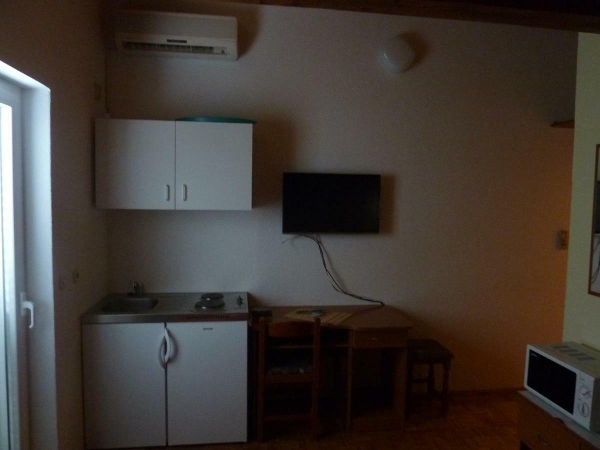 Apartment Mrkic Biograd Na Moru Exterior foto